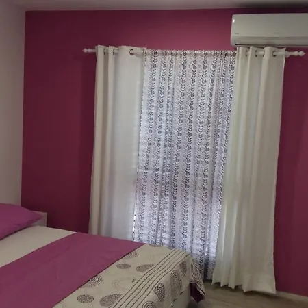 Slavica Apartamento *